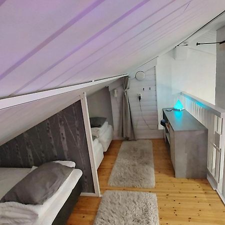 Soepoe Moekki Himoksella Palveluiden Vieressae Villa Jämsä Екстериор снимка